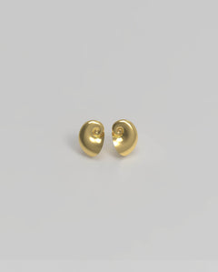 Shell Ear Stud Gold