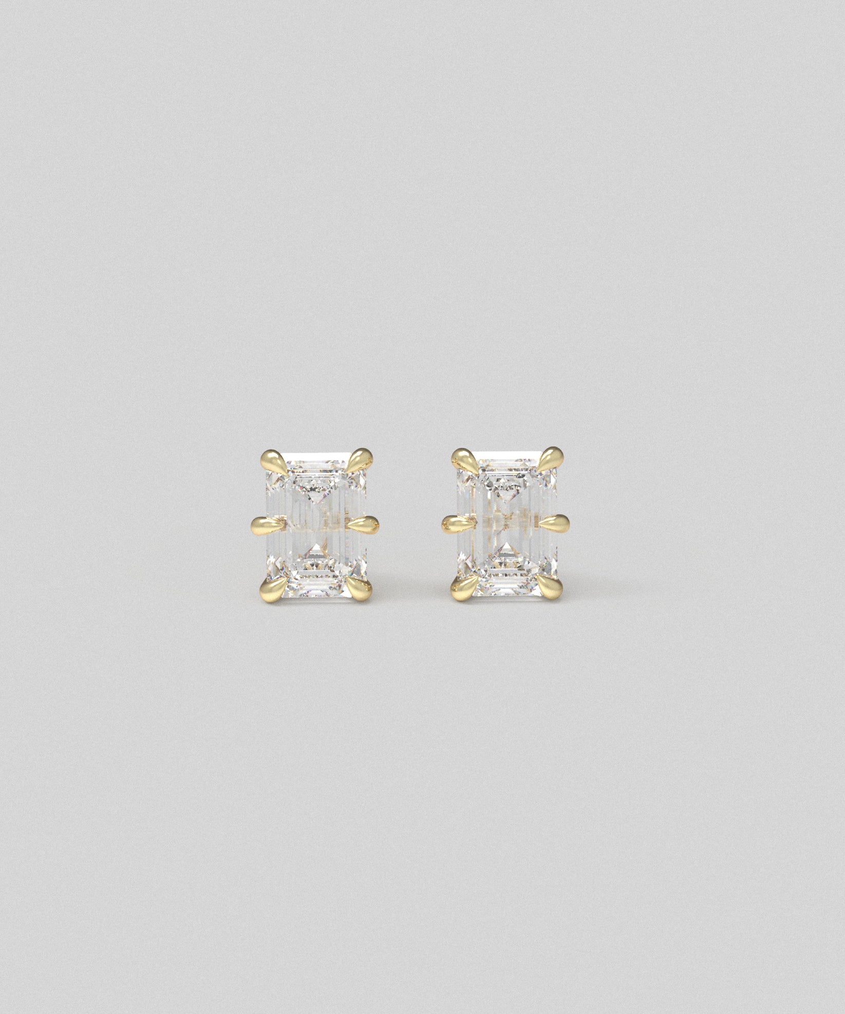 Muse Ear Studs Emerald Diamond